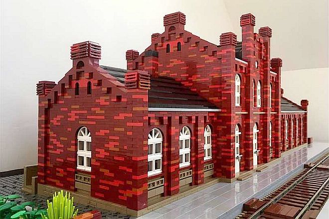 Lego-Modell des Ibbenbürener Bahnhofs