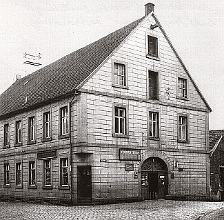 Haus Conrad Elfers - Ecke Oberer Markt/Große Straße - Um 1920
