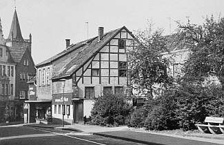 Neumarktstraße - In der Bildmitte Haus Löbbers - 1960er Jahre