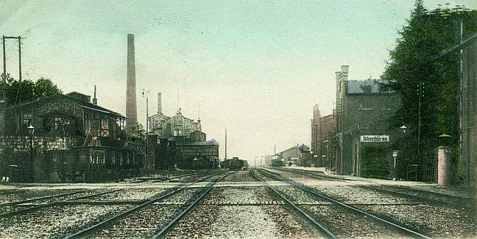 Aufbereitung mit Brikettfabrik (links) an der nördlichen Gleisanlage des Bahnhofs Ibbenbüren - 1900