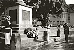 Kranzniederlegung am Kriegerdenkmal